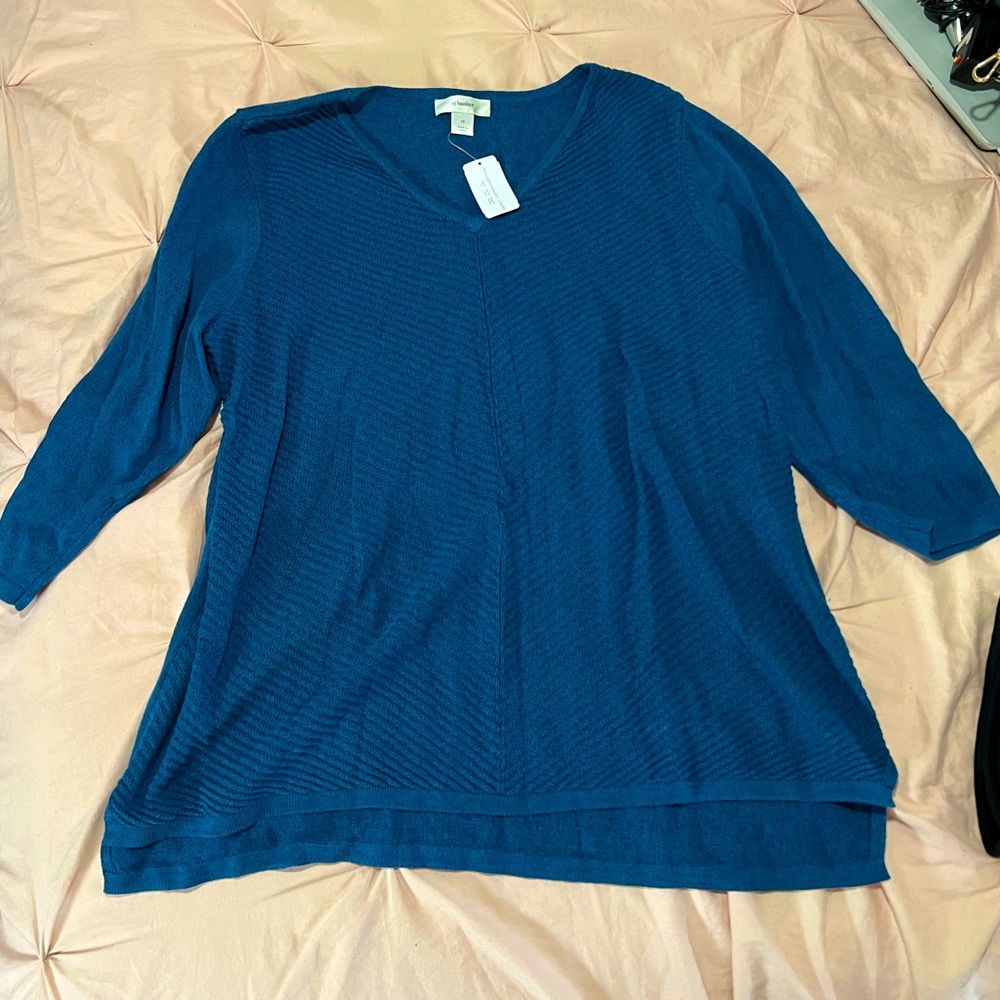 Quarter Sleeve V-Neck Sweater